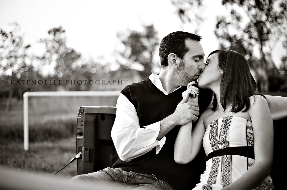 blog-wchris-and-chelsea-engagement-133