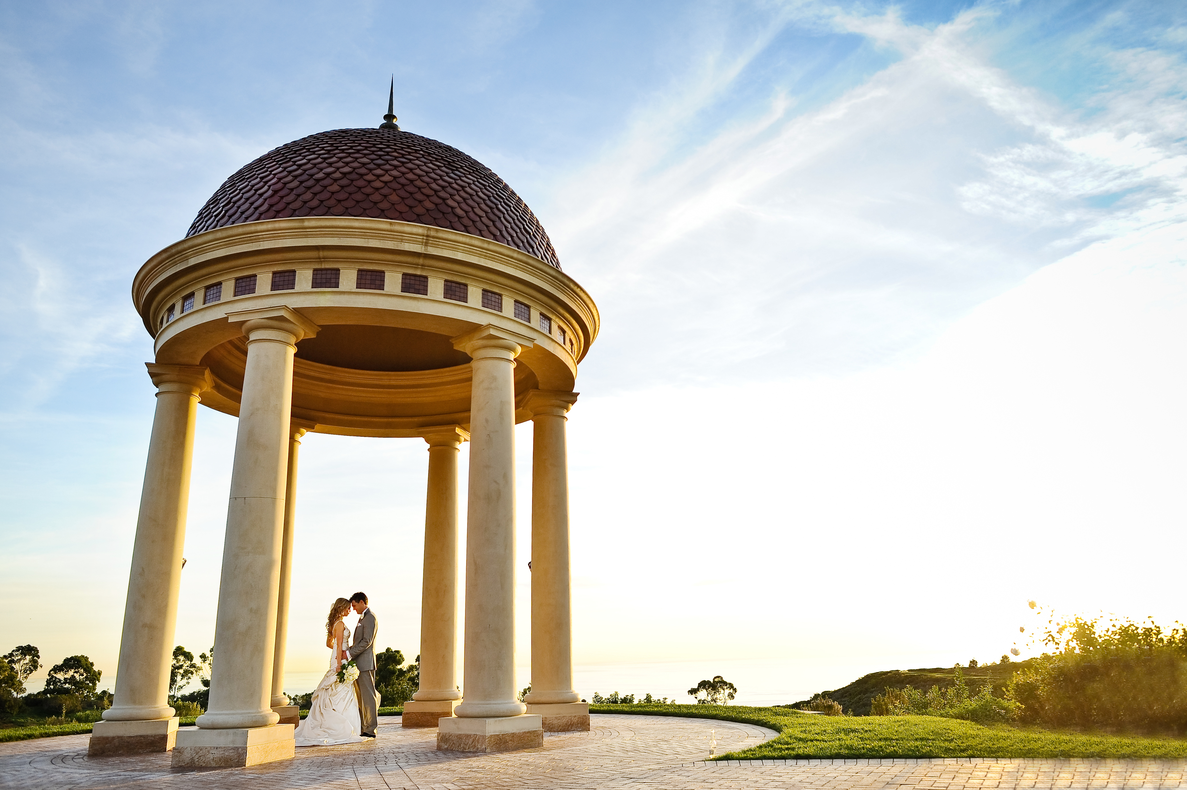 pelican-hill-wedding-in-newport-coast-photo-by-kate-noelle-photography